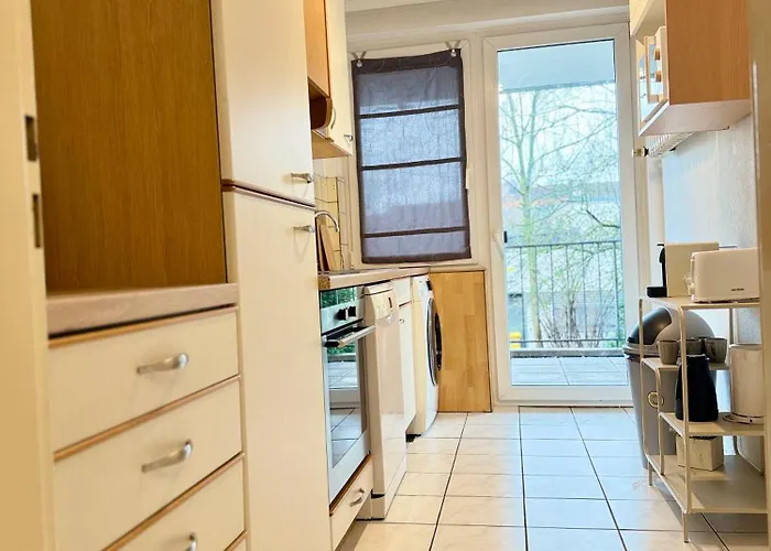 2 Minuten Von Hauptbahnof * Essen